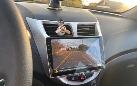 Hyundai Solaris II рестайлинг, 2014 год, 750 000 рублей, 6 фотография