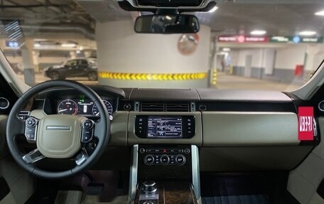 Land Rover Range Rover IV рестайлинг, 2014 год, 3 600 000 рублей, 23 фотография