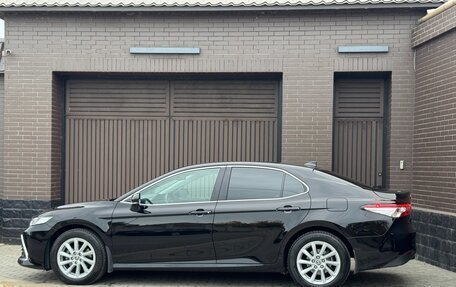 Toyota Camry, 2021 год, 2 370 000 рублей, 4 фотография