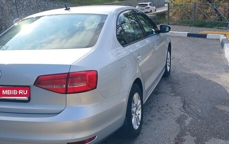 Volkswagen Jetta VI, 2015 год, 1 550 000 рублей, 4 фотография