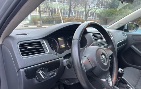 Volkswagen Jetta VI, 2013 год, 1 090 000 рублей, 8 фотография