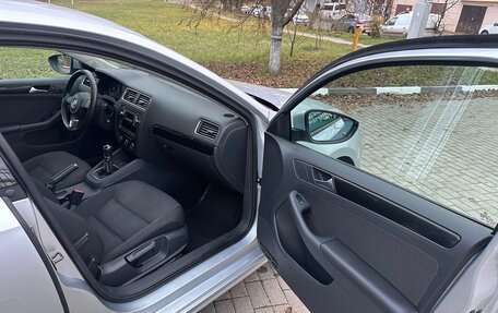 Volkswagen Jetta VI, 2013 год, 1 090 000 рублей, 15 фотография