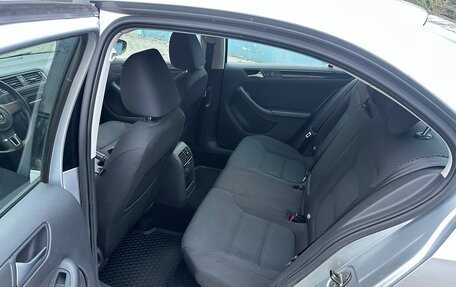 Volkswagen Jetta VI, 2013 год, 1 090 000 рублей, 13 фотография