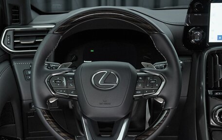 Lexus LX, 2024 год, 20 850 000 рублей, 25 фотография