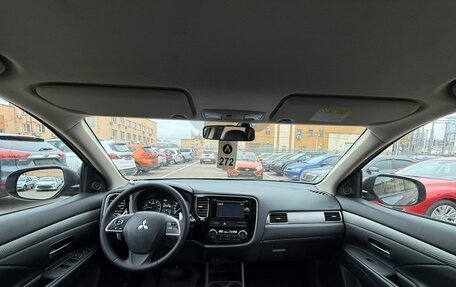 Mitsubishi Outlander III рестайлинг 3, 2014 год, 1 377 000 рублей, 5 фотография