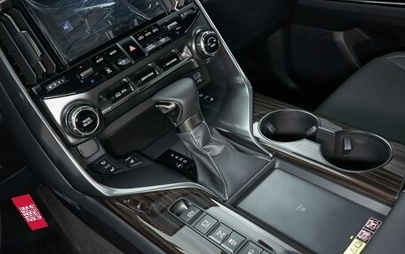 Lexus LX, 2024 год, 20 850 000 рублей, 26 фотография