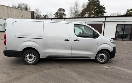 Opel Vivaro, 2020 год, 1 950 000 рублей, 6 фотография