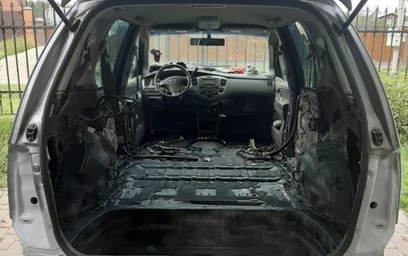 Mazda MPV II, 2004 год, 850 000 рублей, 11 фотография