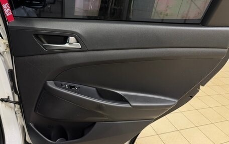 Hyundai Tucson III, 2015 год, 1 990 000 рублей, 17 фотография