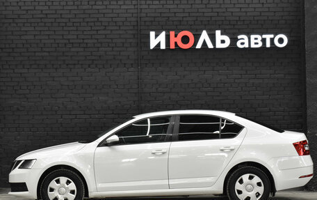 Skoda Octavia, 2017 год, 1 350 000 рублей, 8 фотография