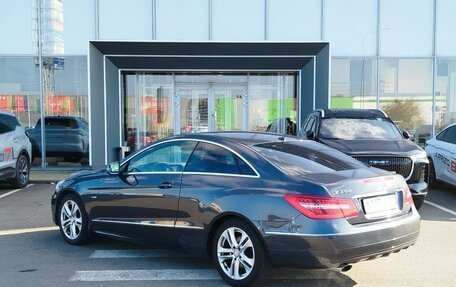 Mercedes-Benz E-Класс, 2011 год, 1 340 000 рублей, 7 фотография