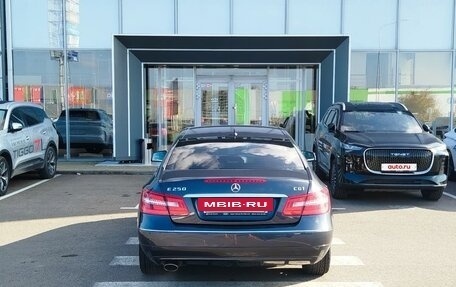 Mercedes-Benz E-Класс, 2011 год, 1 340 000 рублей, 6 фотография