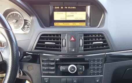 Mercedes-Benz E-Класс, 2011 год, 1 340 000 рублей, 13 фотография