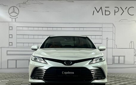 Toyota Camry, 2021 год, 3 825 000 рублей, 2 фотография