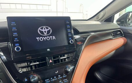 Toyota Camry, 2021 год, 3 825 000 рублей, 17 фотография