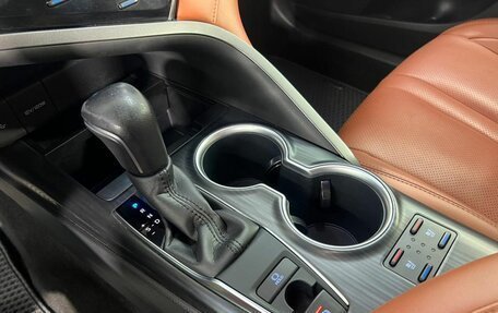 Toyota Camry, 2021 год, 3 825 000 рублей, 19 фотография