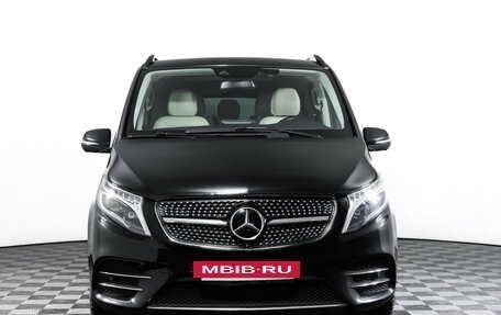 Mercedes-Benz V-Класс, 2018 год, 4 049 000 рублей, 2 фотография