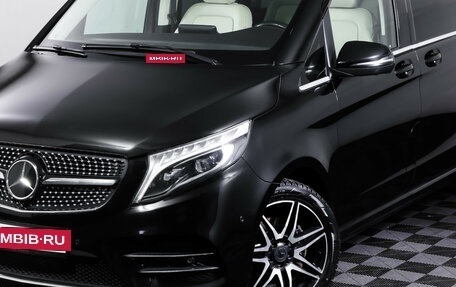 Mercedes-Benz V-Класс, 2018 год, 4 049 000 рублей, 29 фотография