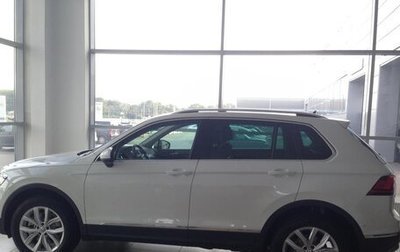 Volkswagen Tiguan II, 2017 год, 3 000 000 рублей, 1 фотография