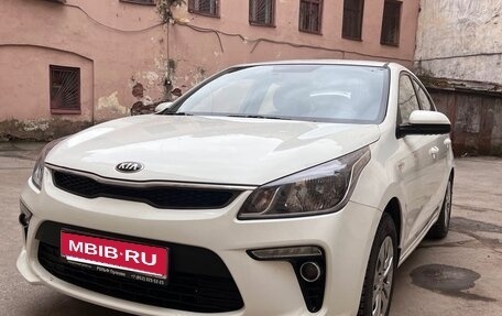 KIA Rio IV, 2018 год, 1 420 000 рублей, 7 фотография