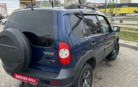 Chevrolet Niva I рестайлинг, 2019 год, 1 210 000 рублей, 4 фотография