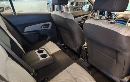 Chevrolet Cruze II, 2014 год, 806 000 рублей, 6 фотография