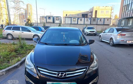 Hyundai Solaris II рестайлинг, 2015 год, 550 000 рублей, 11 фотография