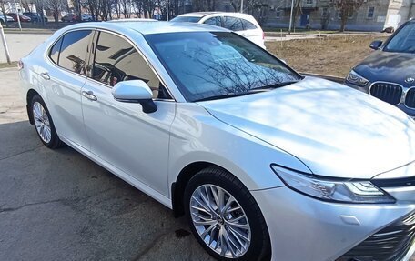 Toyota Camry, 2019 год, 2 680 000 рублей, 4 фотография