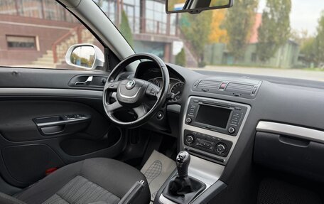 Skoda Octavia, 2011 год, 760 000 рублей, 11 фотография