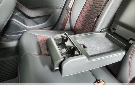 Audi RS 6, 2025 год, 21 344 672 рублей, 37 фотография