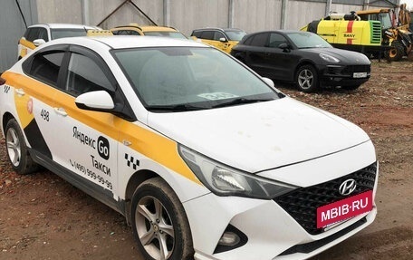 Hyundai Solaris II рестайлинг, 2022 год, 1 260 000 рублей, 3 фотография