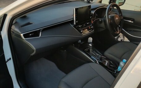 Toyota Corolla, 2019 год, 1 999 000 рублей, 6 фотография