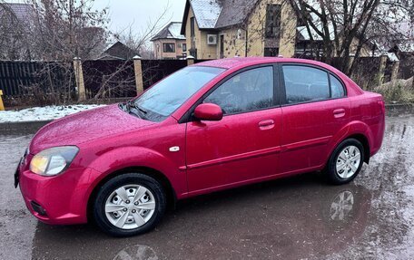 KIA Rio II, 2011 год, 720 000 рублей, 2 фотография