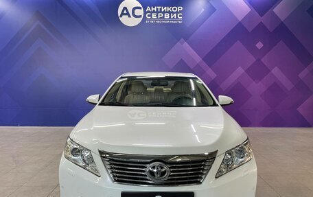 Toyota Camry, 2014 год, 1 900 000 рублей, 2 фотография