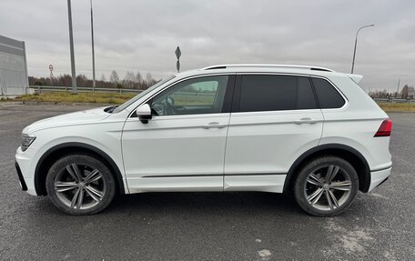 Volkswagen Tiguan II, 2018 год, 2 580 000 рублей, 2 фотография