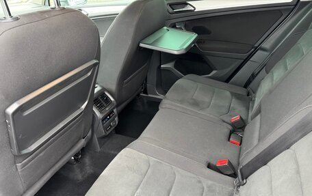 Volkswagen Tiguan II, 2018 год, 2 580 000 рублей, 10 фотография