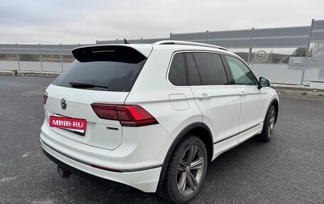 Volkswagen Tiguan II, 2018 год, 2 580 000 рублей, 5 фотография