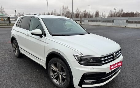 Volkswagen Tiguan II, 2018 год, 2 580 000 рублей, 7 фотография