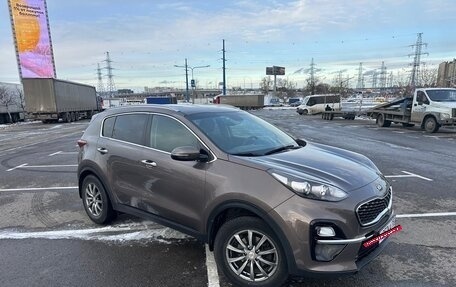 KIA Sportage IV рестайлинг, 2019 год, 2 050 000 рублей, 2 фотография