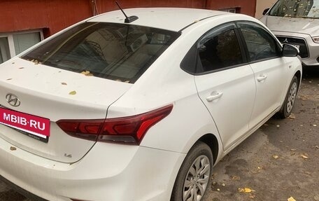 Hyundai Solaris II рестайлинг, 2019 год, 1 300 000 рублей, 3 фотография