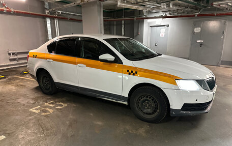 Skoda Octavia, 2019 год, 700 000 рублей, 2 фотография