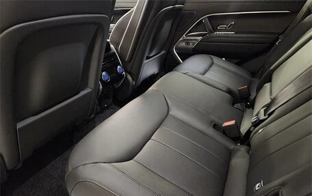 Land Rover Range Rover IV рестайлинг, 2025 год, 20 842 260 рублей, 28 фотография