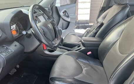 Toyota RAV4, 2011 год, 1 850 000 рублей, 17 фотография