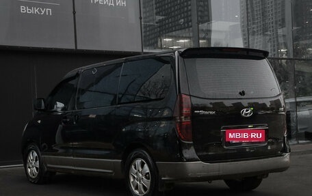 Hyundai Grand Starex Grand Starex I рестайлинг 2, 2010 год, 1 350 000 рублей, 7 фотография