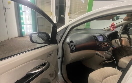 Mitsubishi Grandis, 2003 год, 685 000 рублей, 7 фотография