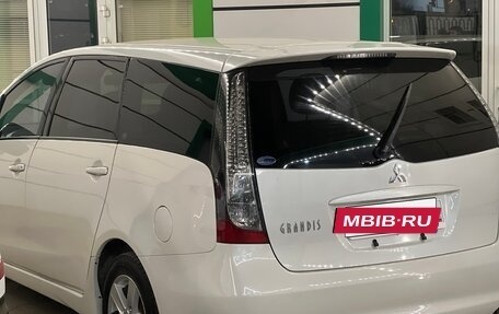 Mitsubishi Grandis, 2003 год, 685 000 рублей, 3 фотография