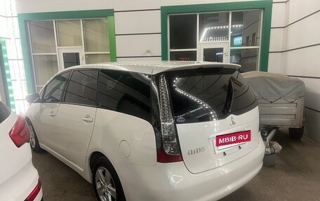 Mitsubishi Grandis, 2003 год, 685 000 рублей, 5 фотография