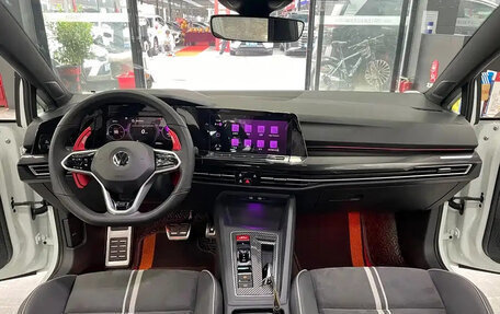 Volkswagen Golf VIII, 2022 год, 1 590 013 рублей, 13 фотография