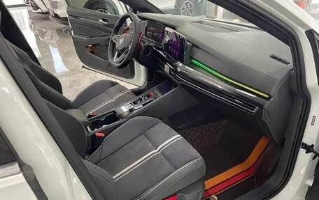 Volkswagen Golf VIII, 2022 год, 1 590 013 рублей, 15 фотография