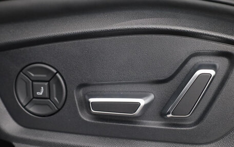 Audi Q7, 2025 год, 12 500 000 рублей, 18 фотография